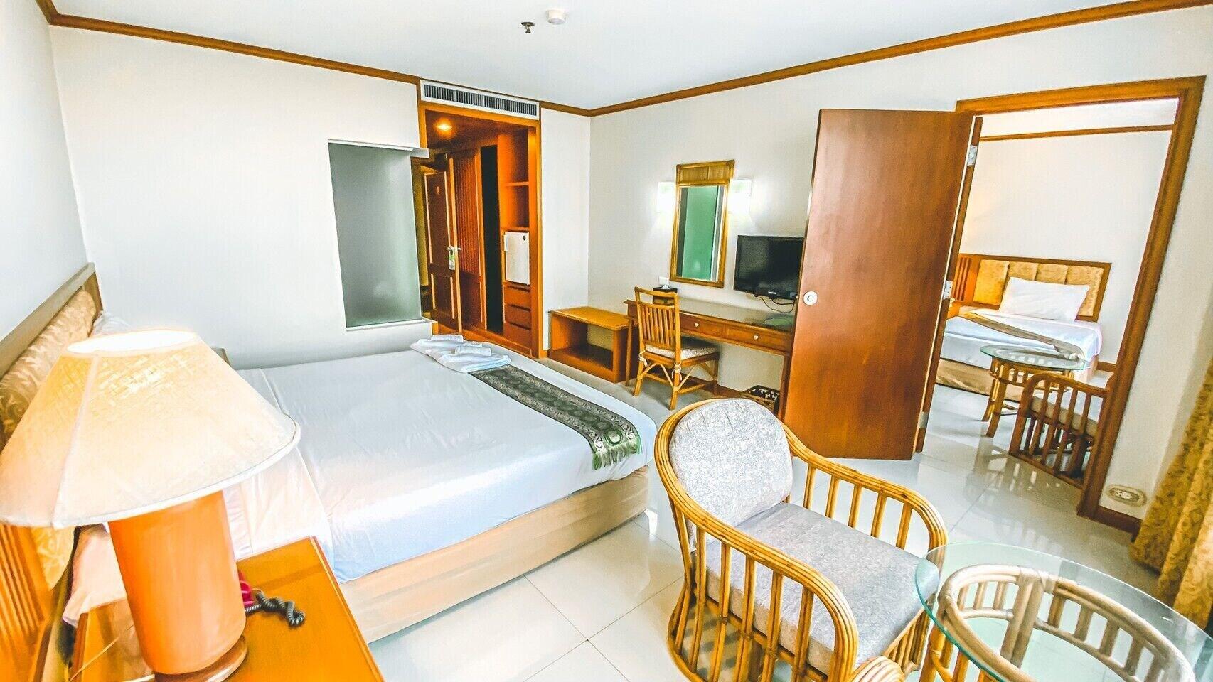K Park Grand Hotel Sha Plus Certified Surat Thani Exterior photo